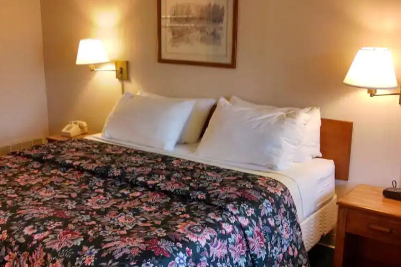 Americas Best Value Inn Marion Nc Zewnętrze zdjęcie